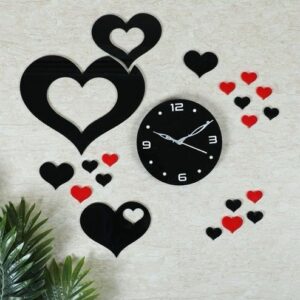 Graceful Wooden Wall Clock – A Touch of Timeless Elegance